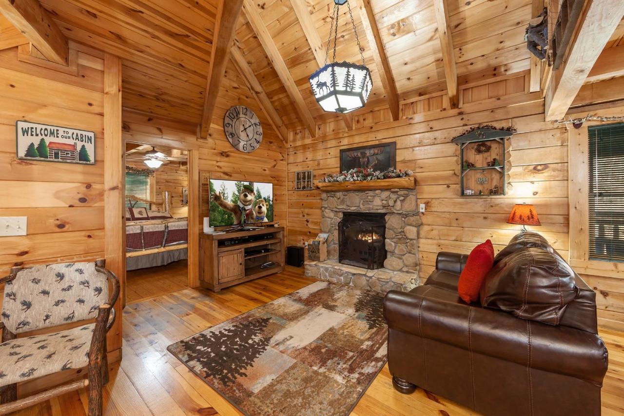 Moose Tracks Cabin Villa พิเจนฟอร์จ ภายนอก รูปภาพ